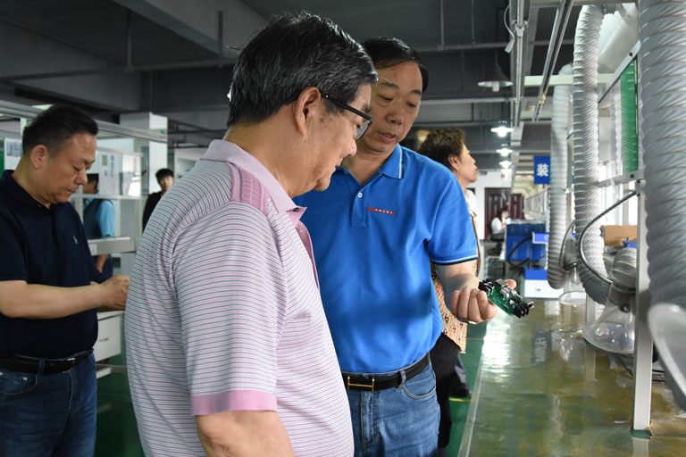 中国气象服务协会领导莅临开云直播nba_开云（中国）防雷调研