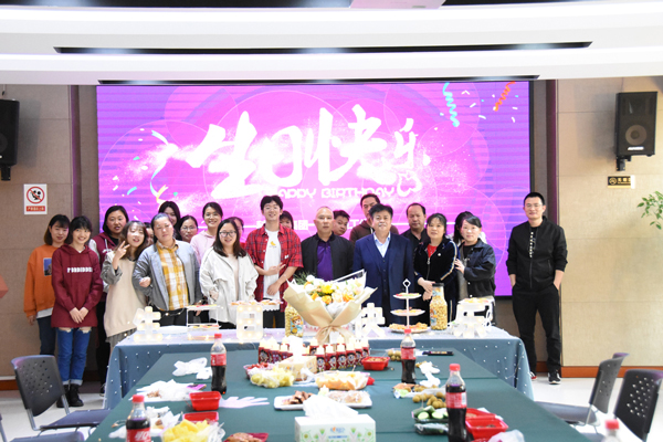 “感恩有你，携手同行”！开云直播nba_开云（中国）举办2022年一季度员工集体生日会