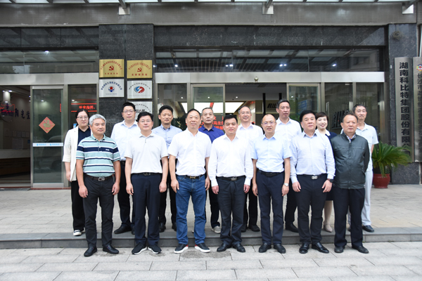 湖北省人大农委主任冯仲凯一行莅临开云直播nba_开云（中国）调研指导